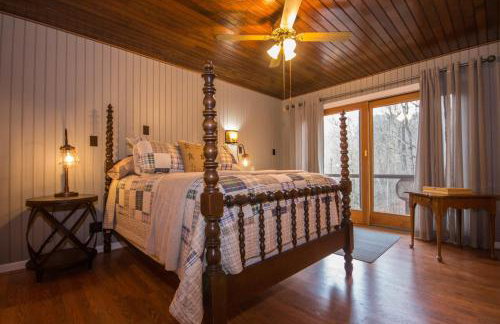 Red Roof mountain cabin with Starlink internet! - Foto 8