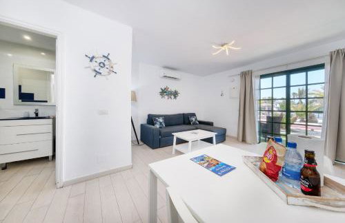 Apartment La Vela Azul - Pool & Tennis - Free AC & Good WIFI - By Lanzarote Vacation Homes - Foto 14