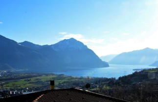 A. F.antastic V.iew - Photo 1