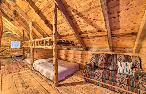 Secluded Vanderbilt Cabin, 9 Mi to Treetops! - Foto 15