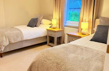 Bright and spacious 2 bedroom flat - Photo 11