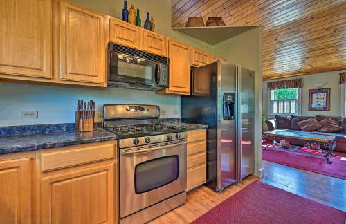 Cozy Apt with Hot Tub and Deck, 10 Mi to Stowe Resort! - Foto 6