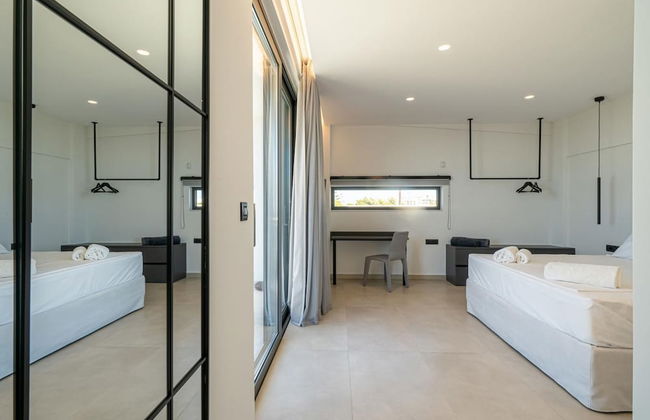 Aethra Grand- Luxury 5-bed Villa 850m From Beach - Foto 71