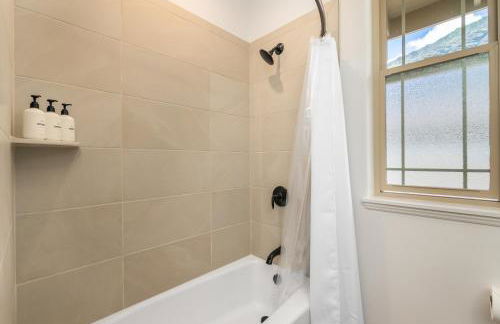 @ Marbella Lane - Stylish House + Impressive Views - Foto 72