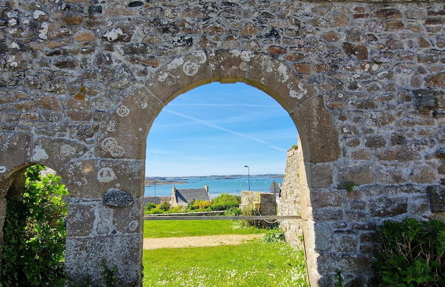 Charming Breton Holiday Home Right by the sea - Foto 16