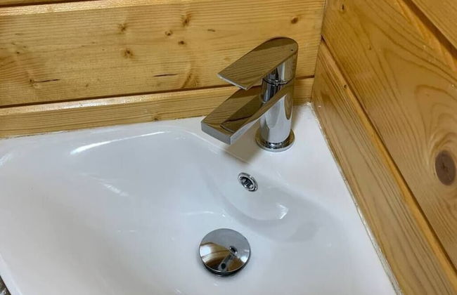 Immaculate Cabin 5 Mins to Inverness Dogs Welcome - Photo 10