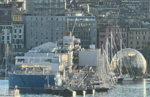 Lanternalba appartamento con vista sul porto antico - Foto 13