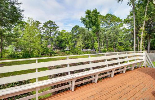 Spacious Richmond Hill Hideaway with Deck! - Foto 32