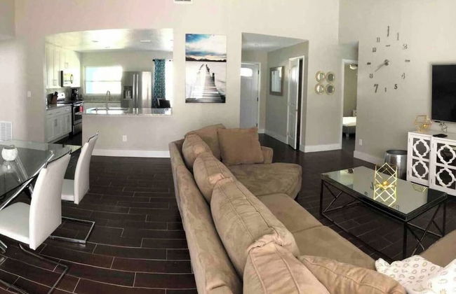 Parsley · New! Luxury, Near Disney & Universal. Sleep 9 - Photo 20