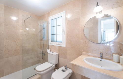 La Caleta Luxury Seaside Villa with 3 Bedrooms and Private Pool - Foto 33