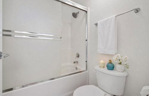 Venice Marina Water Front Luxury Condo - Photo 23