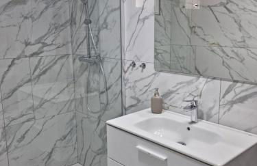 Meerblick Villa mit Terrasse, Pool und kostenlosen WLAN neu renoviert - Foto 74