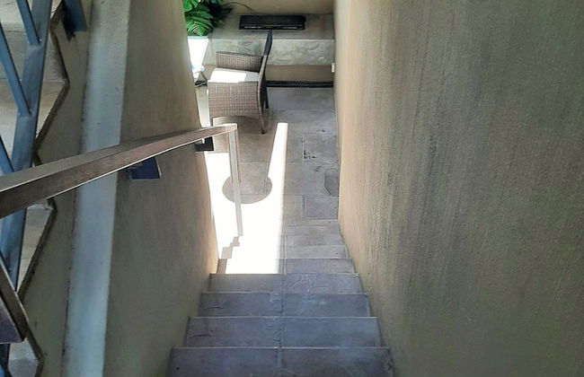 Purple House - Photo 80