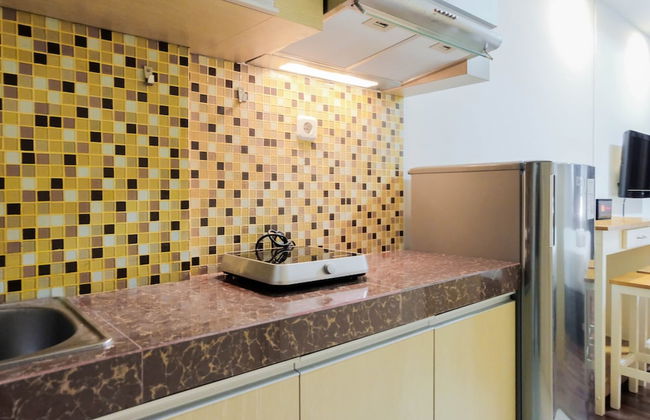 Best Price Studio Apartment at Tamansari Skylounge - Foto 5