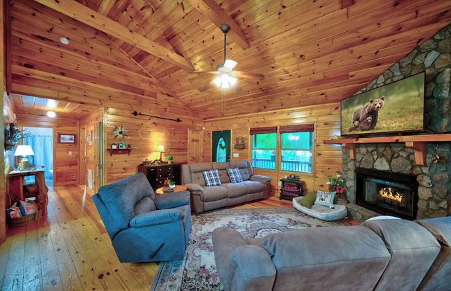 Mountain Community Home In Ellijay! Games, Private Hot Tub and Sunsets! - Foto 20