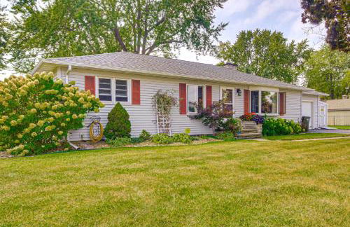 half Mi to Boat Launch Family Getaway in Menasha! - Foto 3