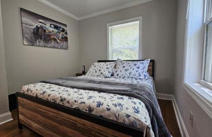 Gorgeous 3BR Home with Backyard - Foto 7