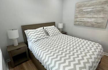 2BR Columbia Heights APT Walk 2 Metro & Shops - Foto 9