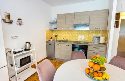 Cozy 2 Bedroom APT 15 Min Walk From Split Center and Beach - Foto 5