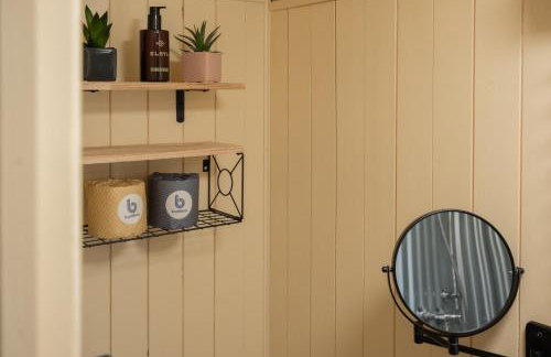 Shepherdshut-hot Tub-cotswolds-petfriendly - Photo 39