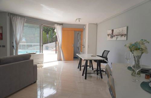 BlueLine 25km BCN-Piscina, sauna y vistas al mar - Photo 9