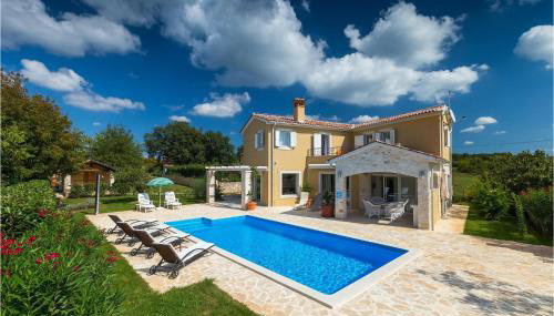 Villa Larisa - Foto 1