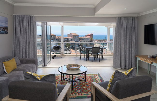 Harbour Club - Photo 14