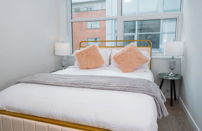 Silverstone Downtown Long-Term stay - Photo 9