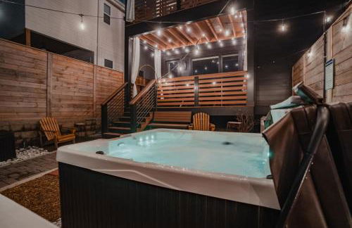 Luxurious 4bd home sleeps 12 minutes to downtown with parking - Foto 1