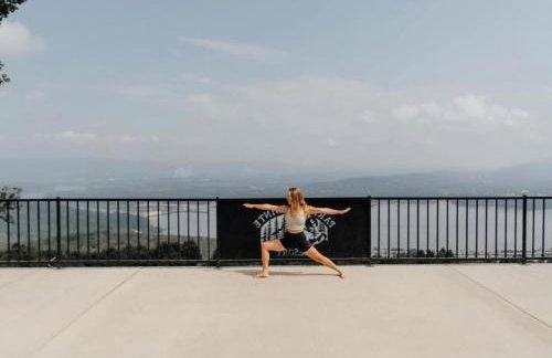 Wildflower Cabin with a private hot tub - Foto 41