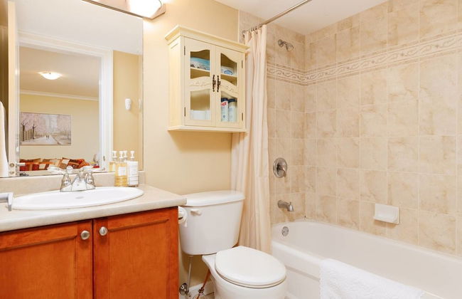 Cozy 3bdr in North Vancouver - Photo 12