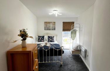 Chic 2-bed Flat - Coop Live & Ethiad - Foto 12