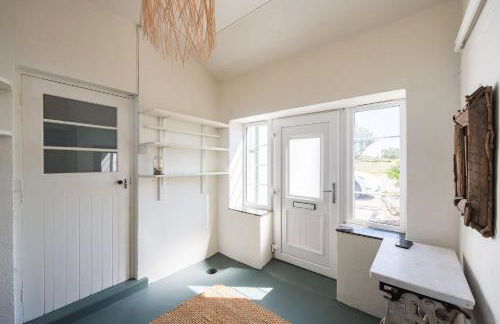 Cliff Top - Panoramic Sea Views with Spa & Hot Tub - Photo 68