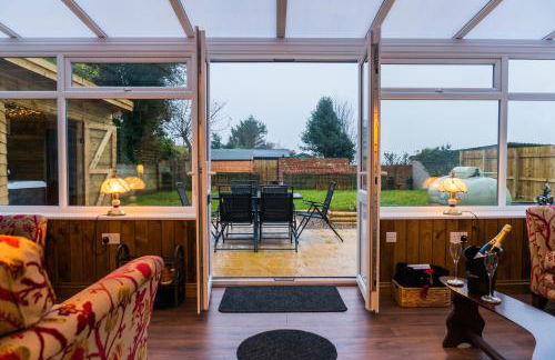 Hot Tub Pet Friendly Luxury Cosy Cottage, Near Withernsea and Patrington - Foto 7