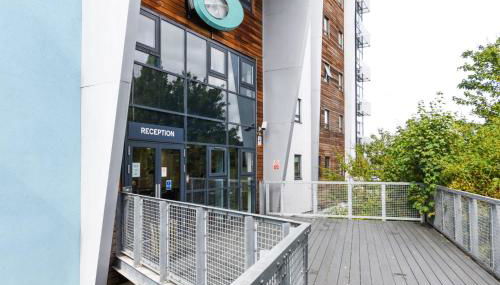 For Students Only Corfe House in Poole - Foto 2