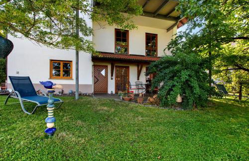 Unterm Nussbäumle - Foto 1