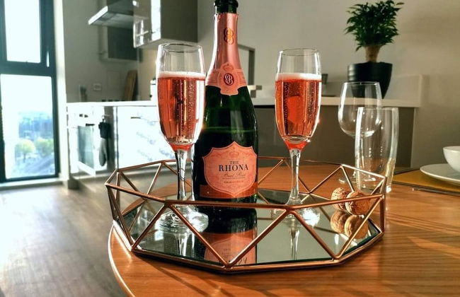 A Modern Studio With Great City Views - 17th Floor, City Views & 2 Minutes to Canal - Foto 16