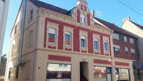 Moderne, neu möblierte Wohnung in zentraler Lage - Foto 2