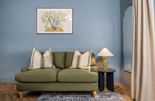 Modern 1-Bed Retreat by Stirling Train Station - Photo 9