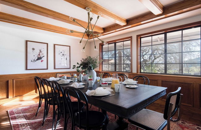 Cathedral by Avantstay Charming Secluded Estate w/ Sauna, Pool Table & Views of the Rolling Hills - Foto 18