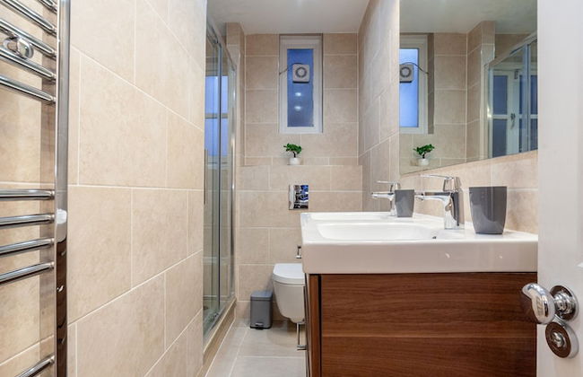 3 Bed Apartment in St John’s Wood - Photo 32