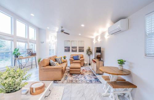 Serene Hill Country Home w/ Romantic Garden Escape - Foto 1