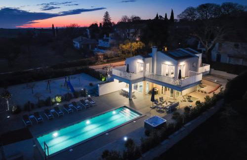 Family Oasis Belladonna - Photo 36