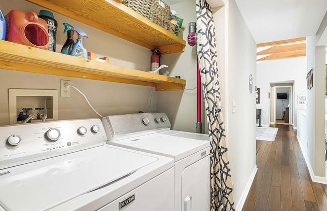 Cabin in the Sky by Avantstay Deck w/ Views - Foto 37