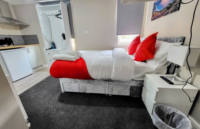 Comfortable Stay - LB Ave - Photo 7