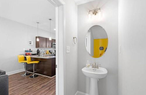 Make Lemonade in luxury w king bed and free parking plus 40 minutes to Nashville - Foto 20