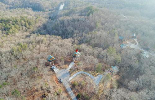 Top of the Line Treehouse Near Helen, Georgia - Foto 34