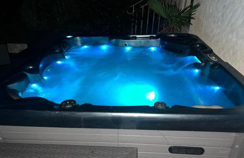 Maison avec piscine, sauna, spa - Photo 5