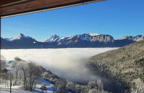 In the heart of nature with an unique view - Foto 2