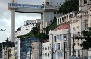 Living in the vibrant center of Salvador - Photo 6